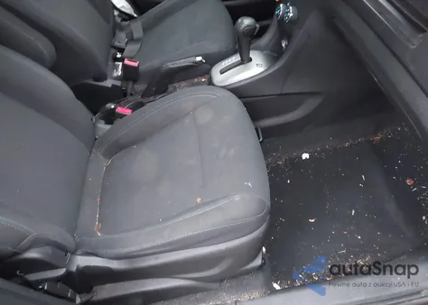 2016 Chevrolet Trax 1Ls z USA, uszkodzony, nr VIN 3GNCJKSB9GL158975